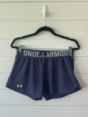 Under Armour Women's Athletic Shorts Size Small